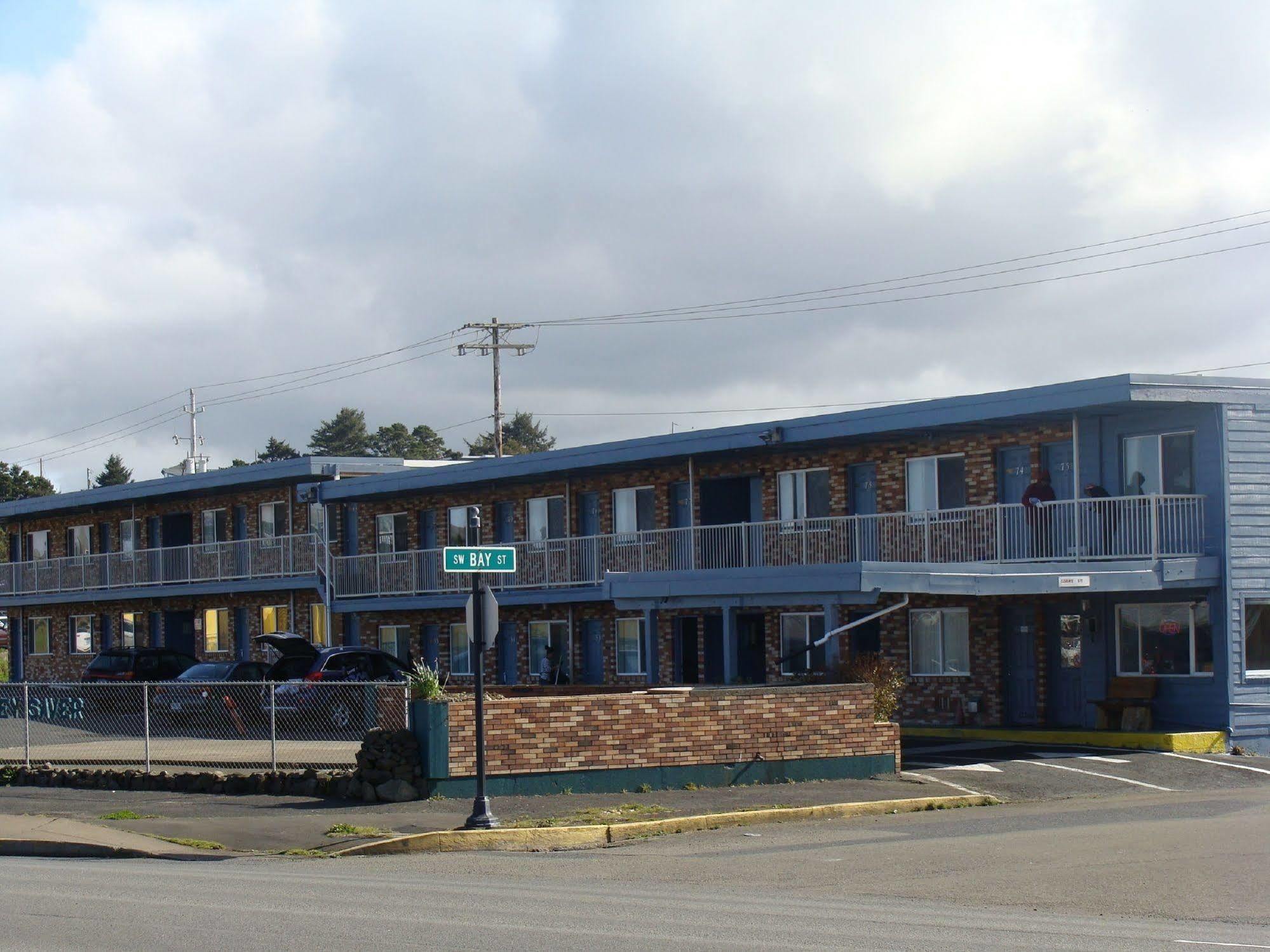 Money Saver Motel Newport Exterior photo